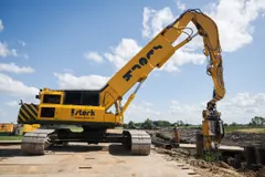 Vibrationsrammung Sterk Spezialtiefbau – Spundwandverbau