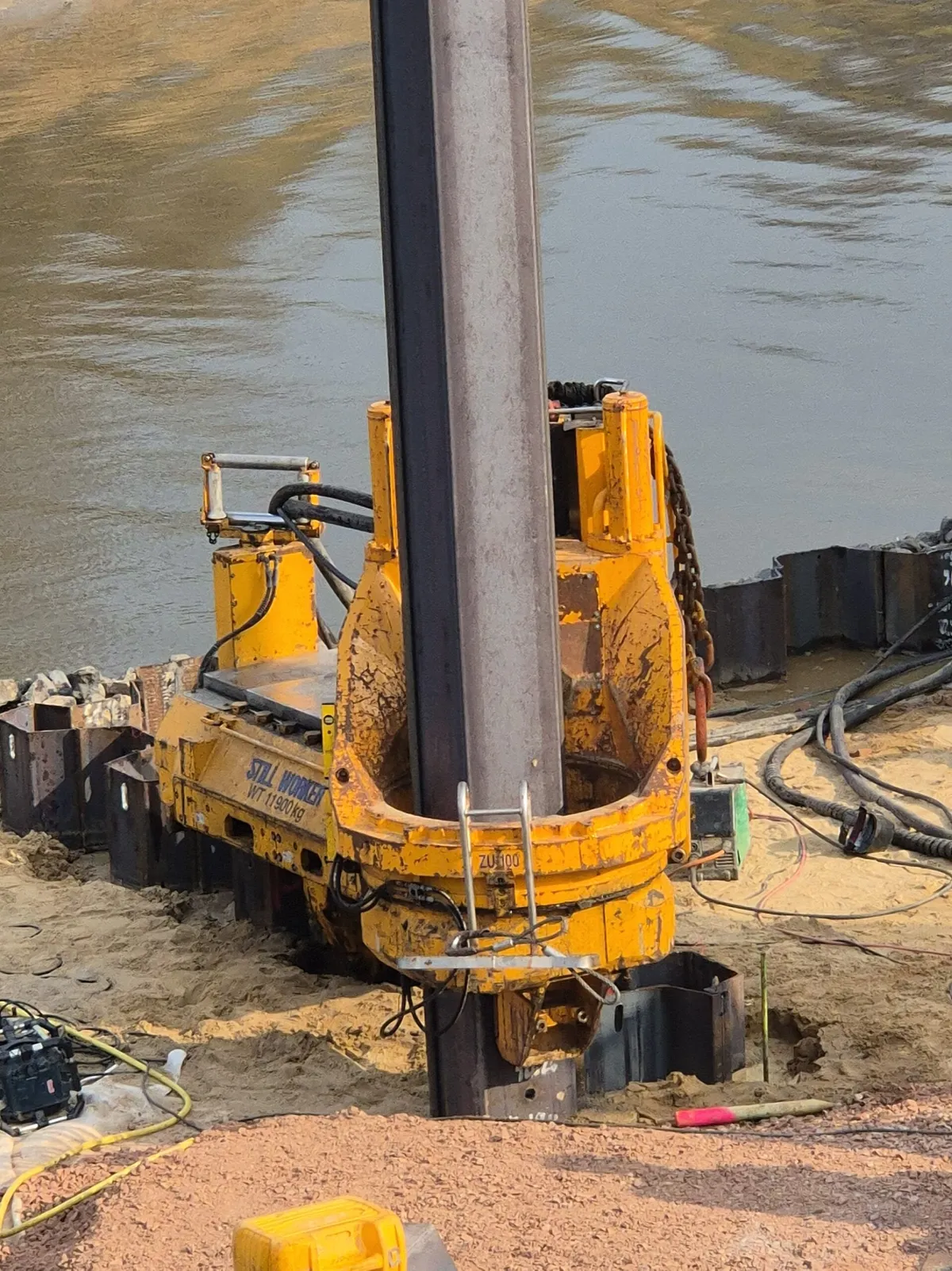 2025-03-24_15-12-38_23.24.10.010 Entenwerder Brücke_Westseite_ 2025-03-24_15-12-38_23.24.10.010 Entenwerder Brücke_Westseite_